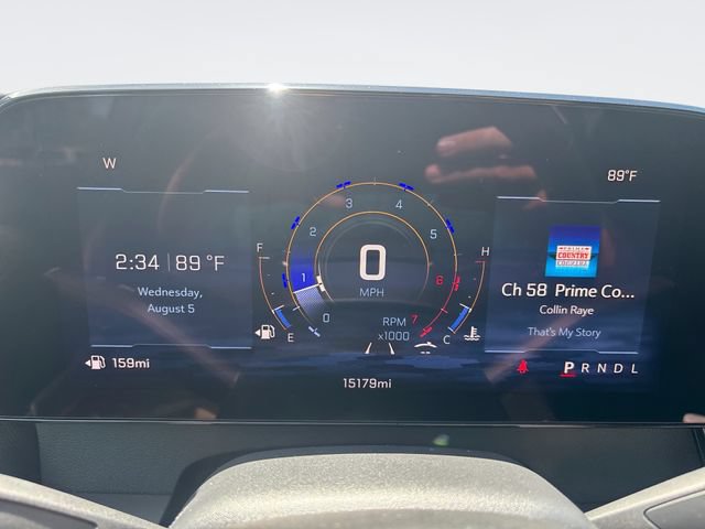 Used 2025 Chevrolet Traverse LT FWD image 15
