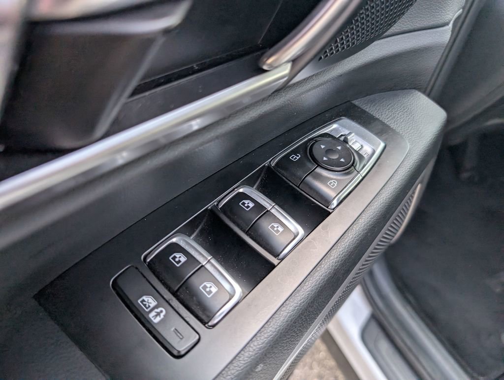 Used 2024 Kia Telluride S w/ S Sunroof Package image 15