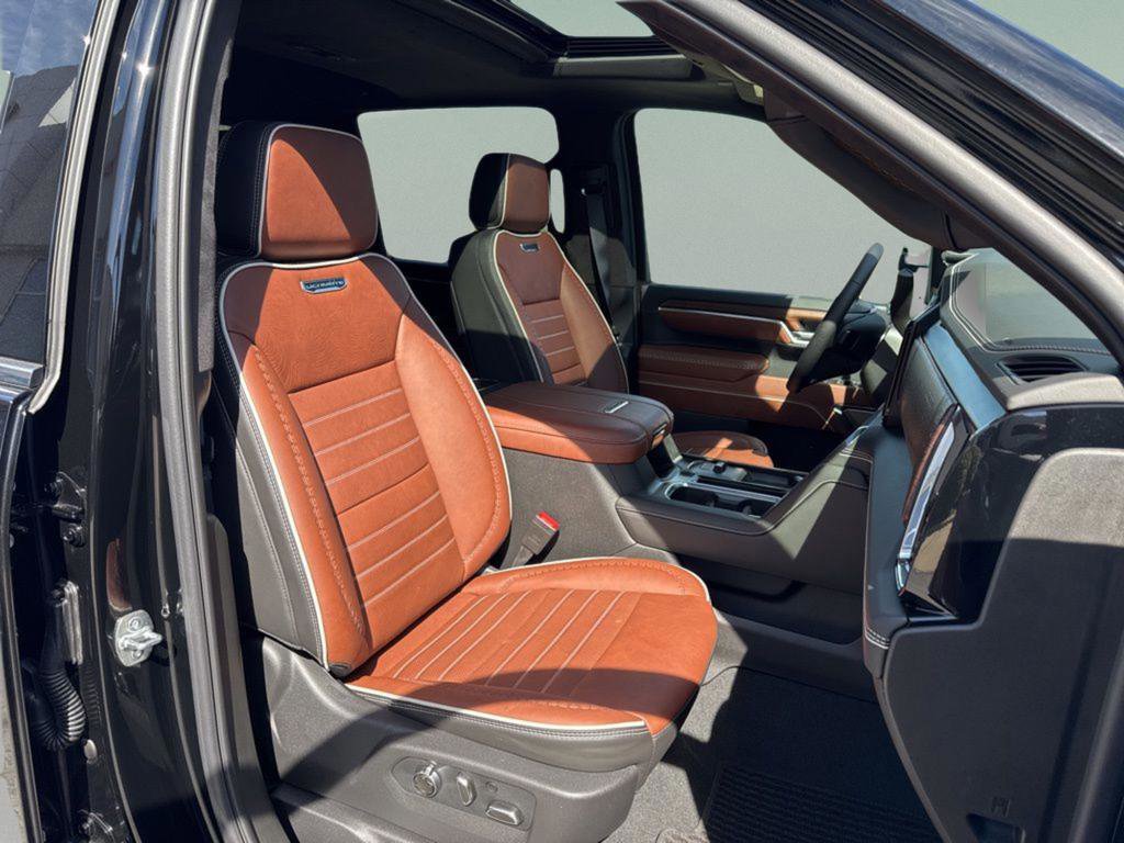 Used 2026 GMC Sierra 2500 Denali Ultimate w/ Max Trailering Package image 30