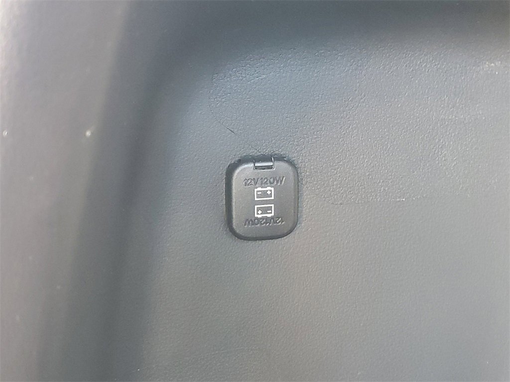 Used 2025 MAZDA CX-50 AWD 2.5 Turbo w/ Weather Package image 9