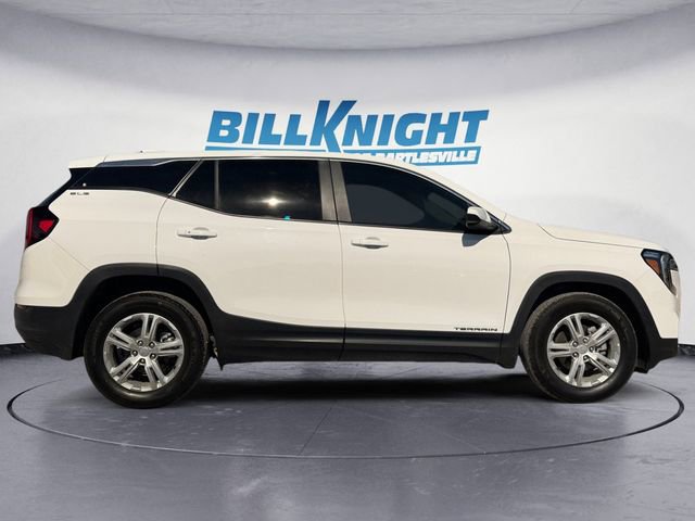 Used 2024 GMC Terrain SLE image 6