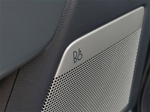 Used 2023 Ford F150 Lariat w/ Equipment Group 502A High image 11