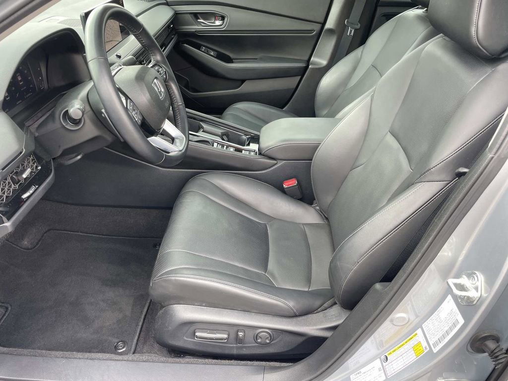 Used 2024 Honda Accord Touring image 15