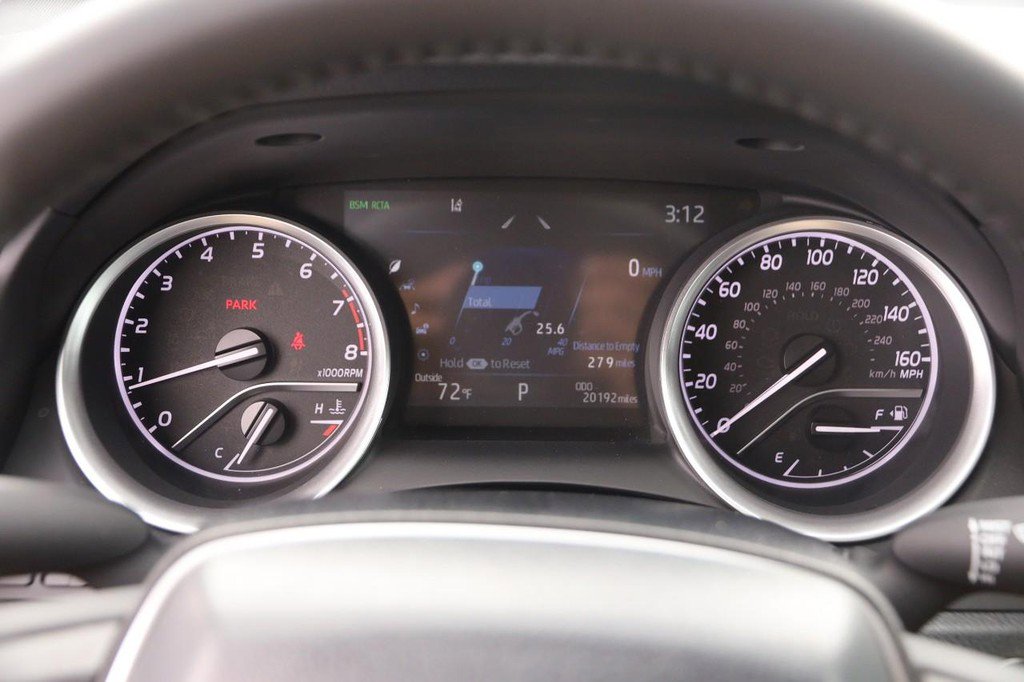 Used 2024 Toyota Camry XLE w/ Navigation Package AWD/4WD image 13
