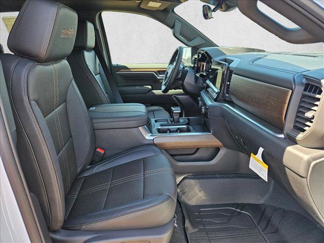 New 2026 Chevrolet Silverado 1500 High Country AWD/4WD image 17