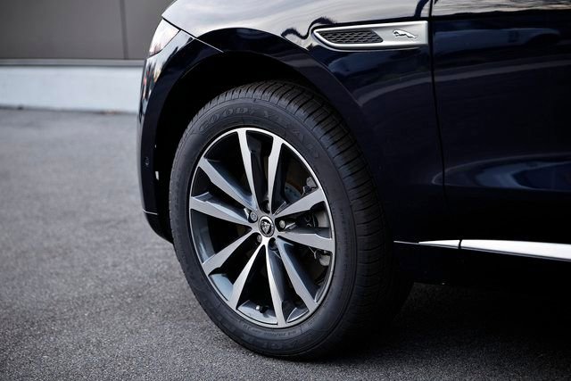 New 2026 Jaguar F-PACE R-Dynamic S AWD/4WD image 5