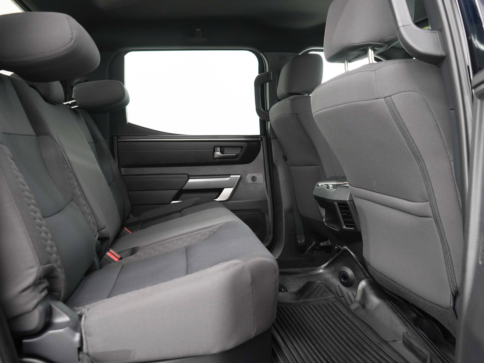 Used 2026 Toyota Tundra SR5 w/ SR5 Convenience Package AWD/4WD image 14