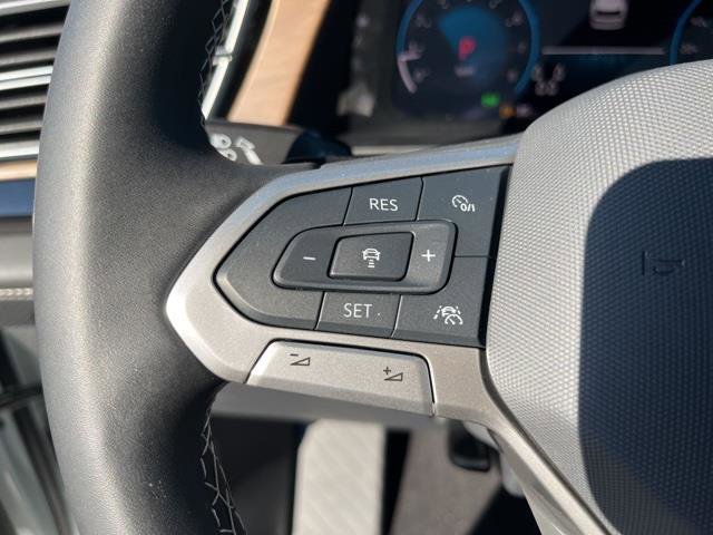 Used 2025 Volkswagen Atlas SE w/ Panoramic Sunroof Package image 31