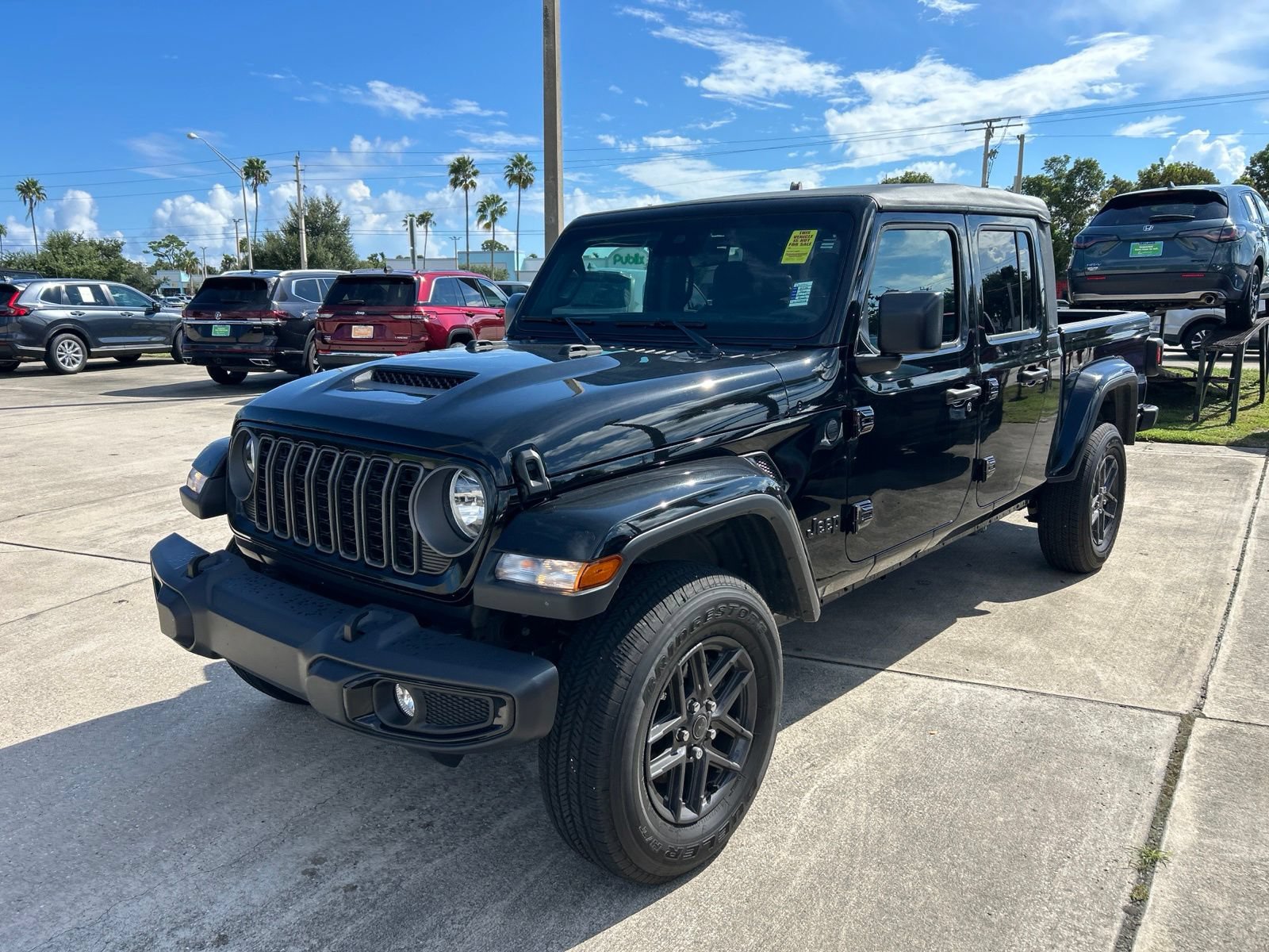 Used 2025 Jeep Gladiator Sport