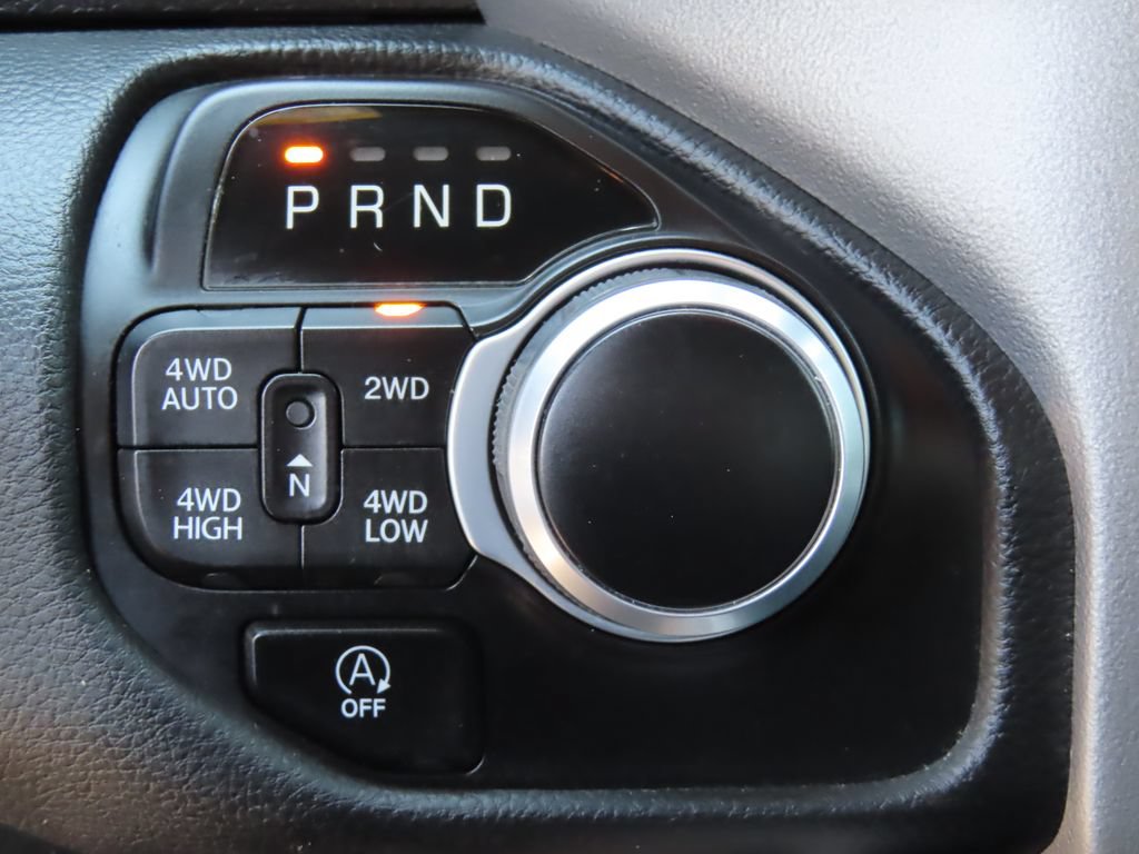 Used 2022 RAM 1500 Big Horn AWD/4WD image 9