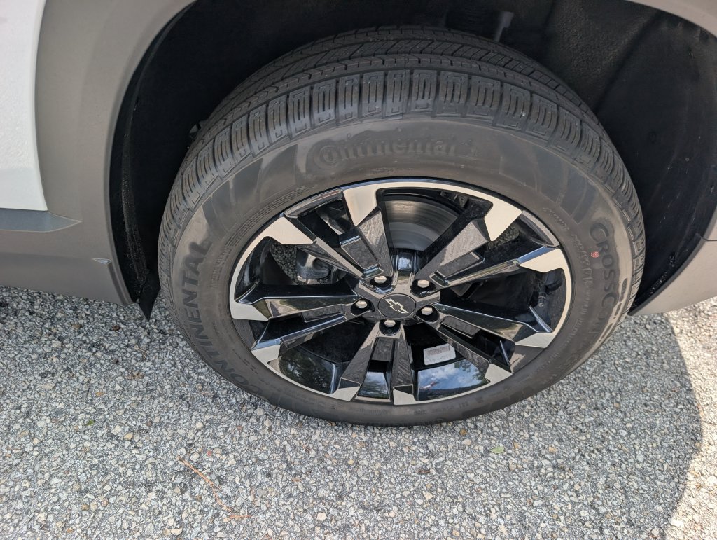 New 2027 Chevrolet Equinox RS FWD image 11