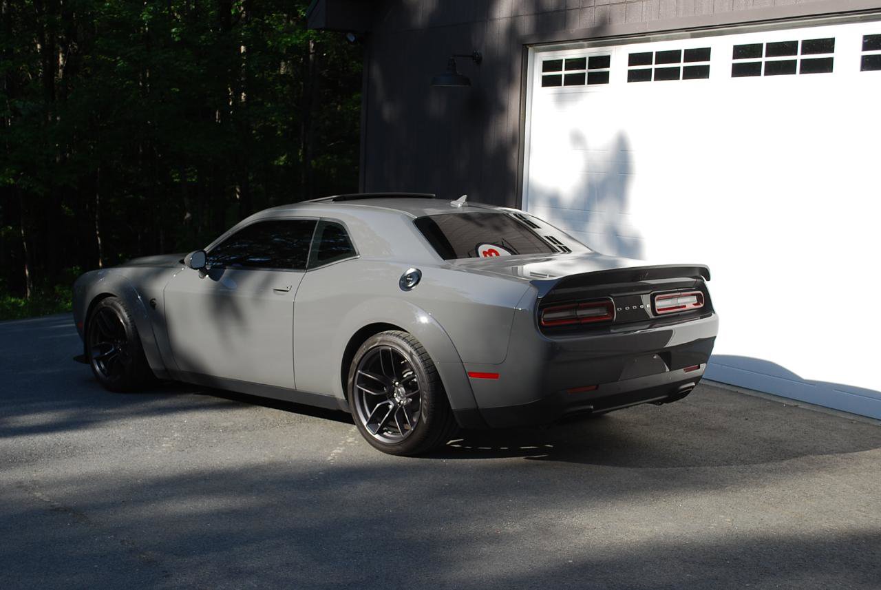 Used 2019 Dodge Challenger SRT Hellcat Redeye RWD image 34