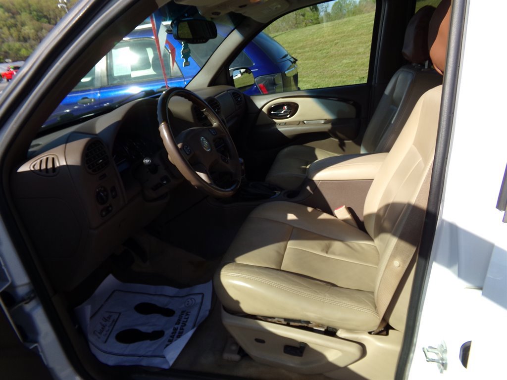 Used 2006 Buick Rainier CXL image 6