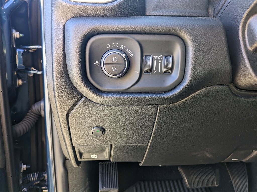 Used 2019 RAM 2500 Big Horn image 17