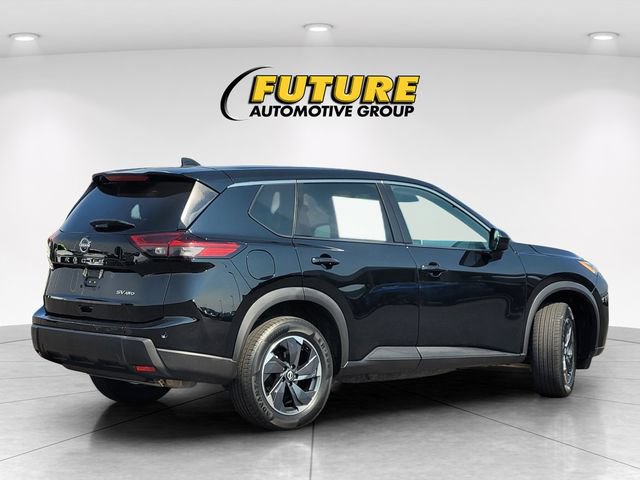 Certified 2024 Nissan Rogue SV AWD/4WD image 4