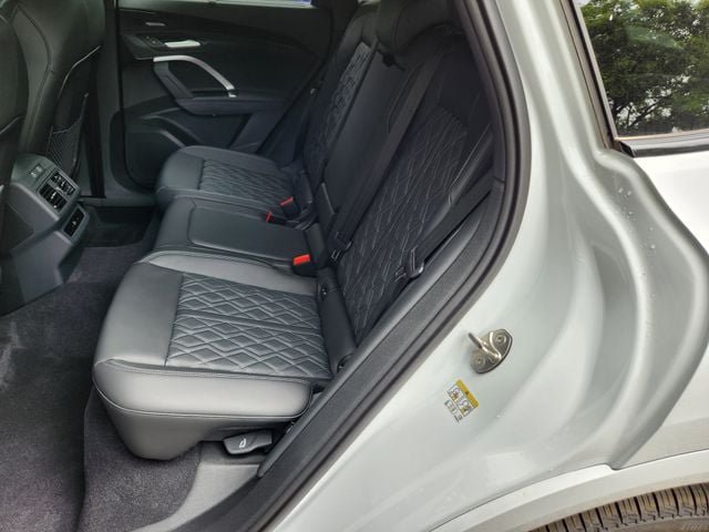New 2026 Audi SQ5 Premium Plus AWD/4WD image 28