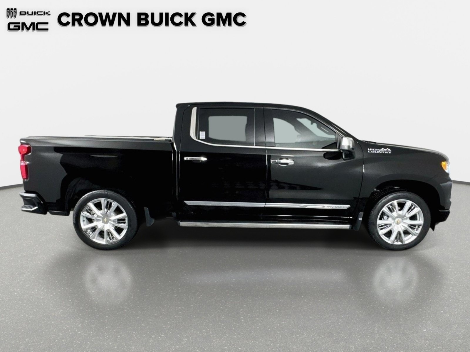 Certified 2024 Chevrolet Silverado 1500 High Country w/ High Country Premium Package AWD/4WD image 4