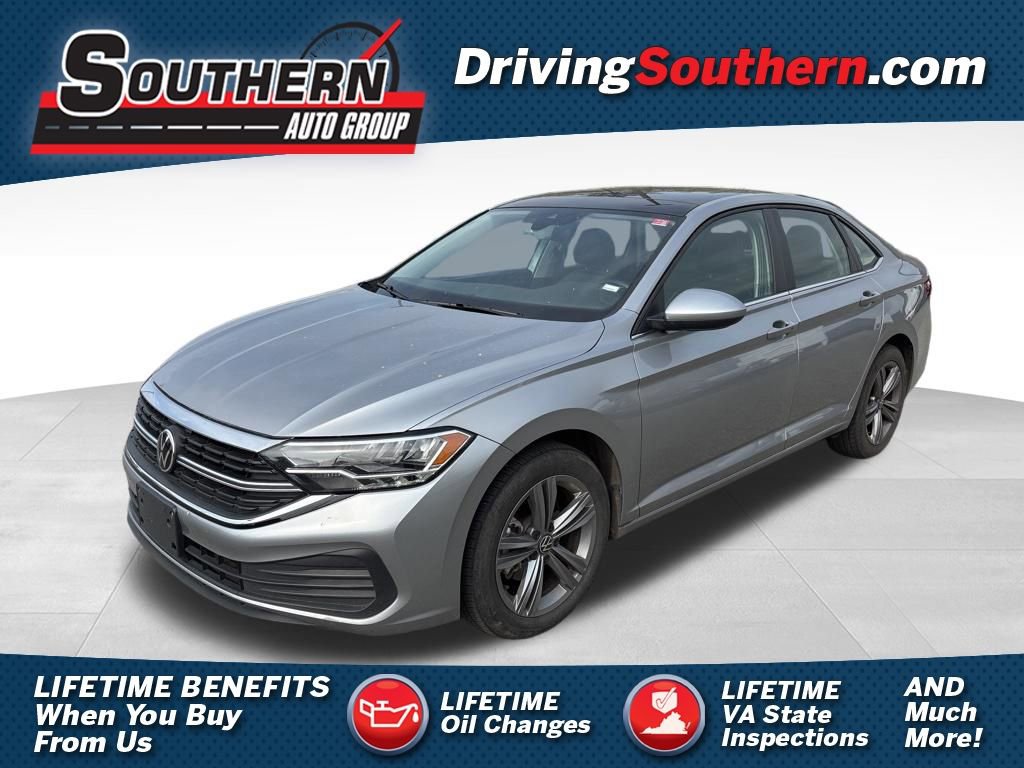 Used 2024 Volkswagen Jetta SE image 1