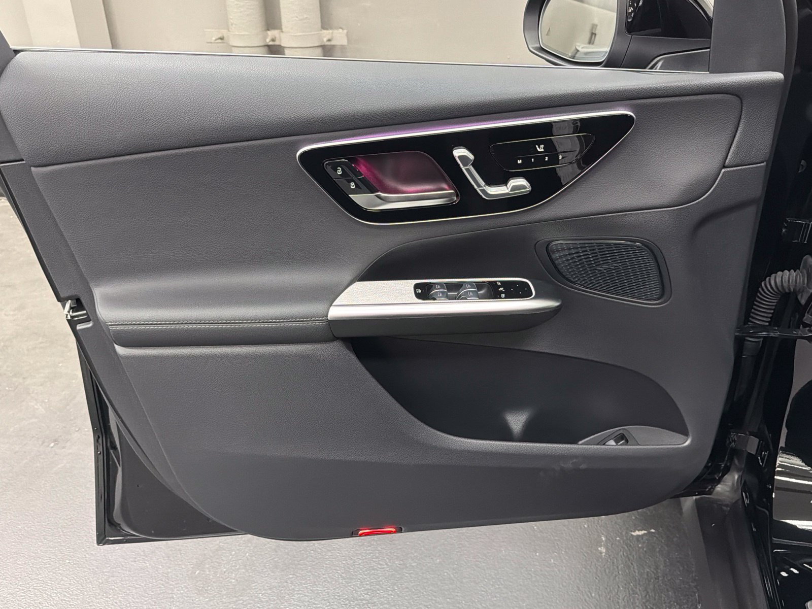 Certified 2025 Mercedes-Benz GLC 350e 4MATIC image 21