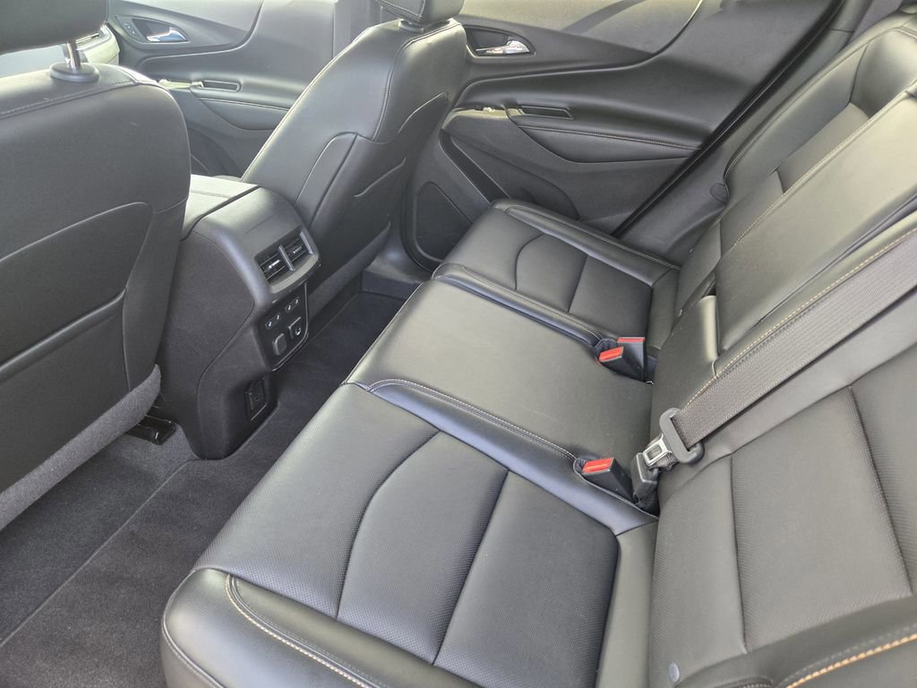 Used 2018 Chevrolet Equinox Premier image 17