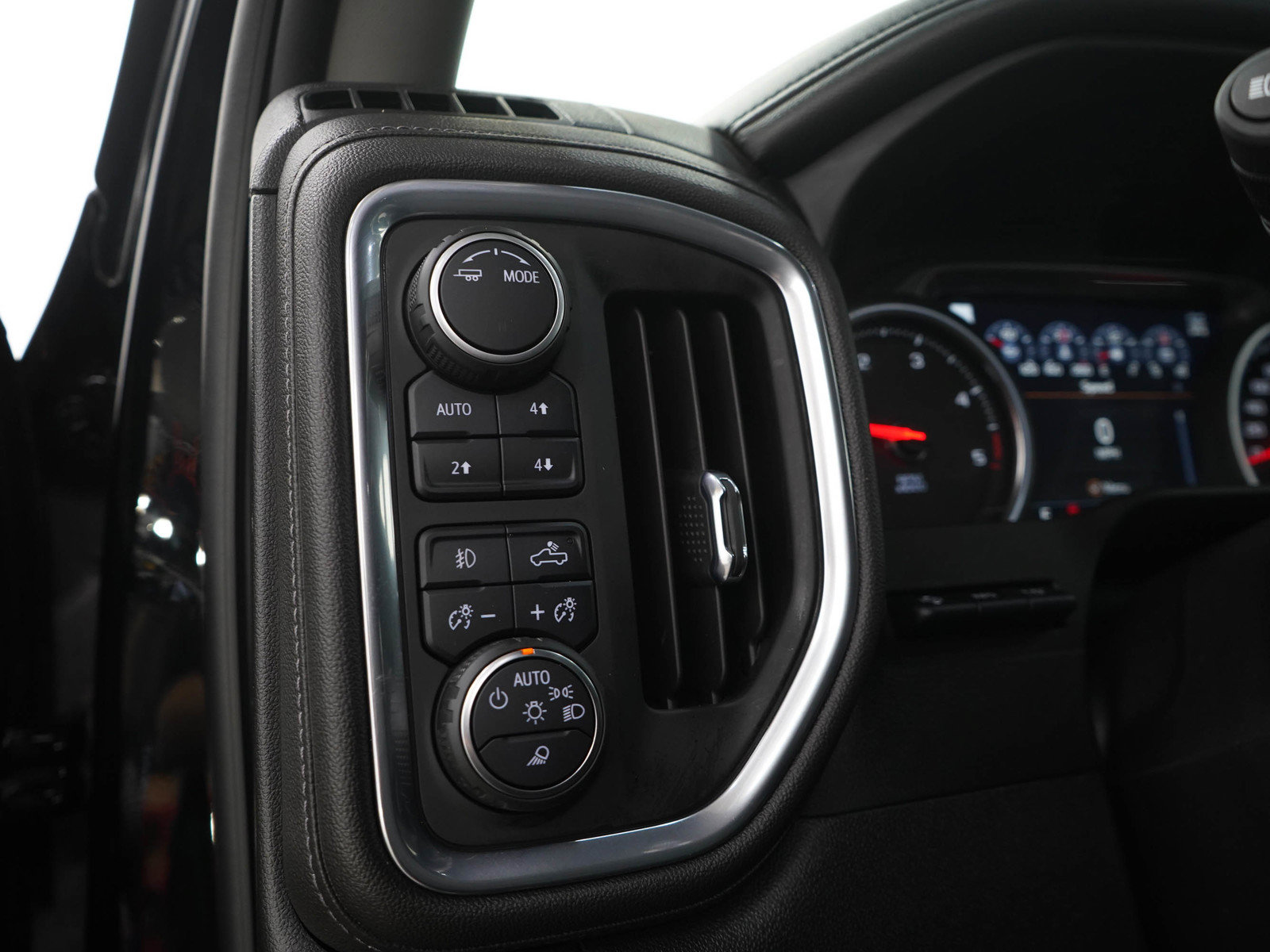Used 2022 Chevrolet Silverado 2500 LTZ w/ LTZ Plus Package AWD/4WD image 27