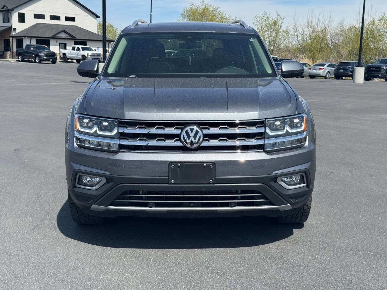Used 2019 Volkswagen Atlas SEL Premium AWD/4WD image 2