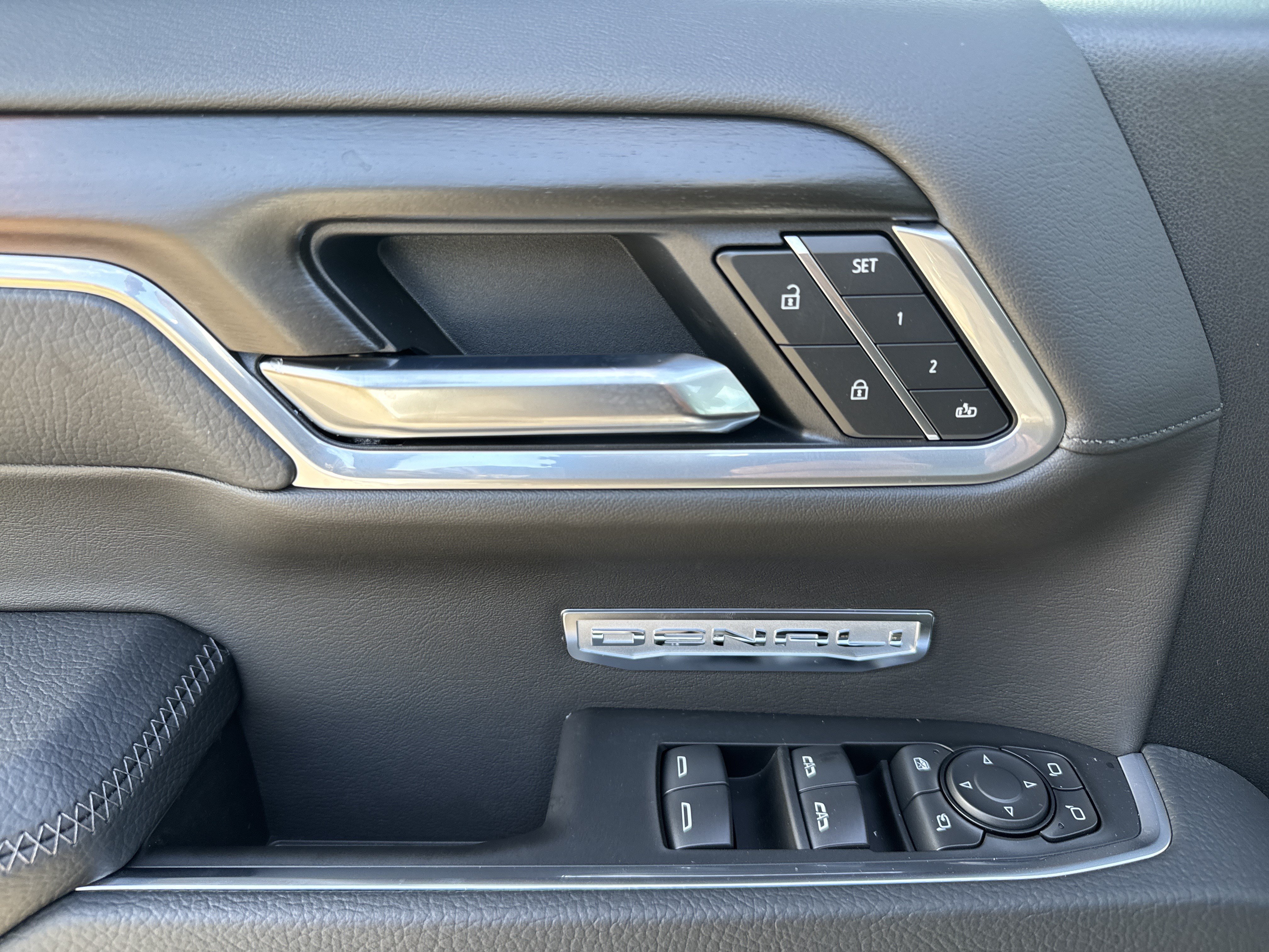 New 2026 GMC Sierra 1500 Denali AWD/4WD image 15