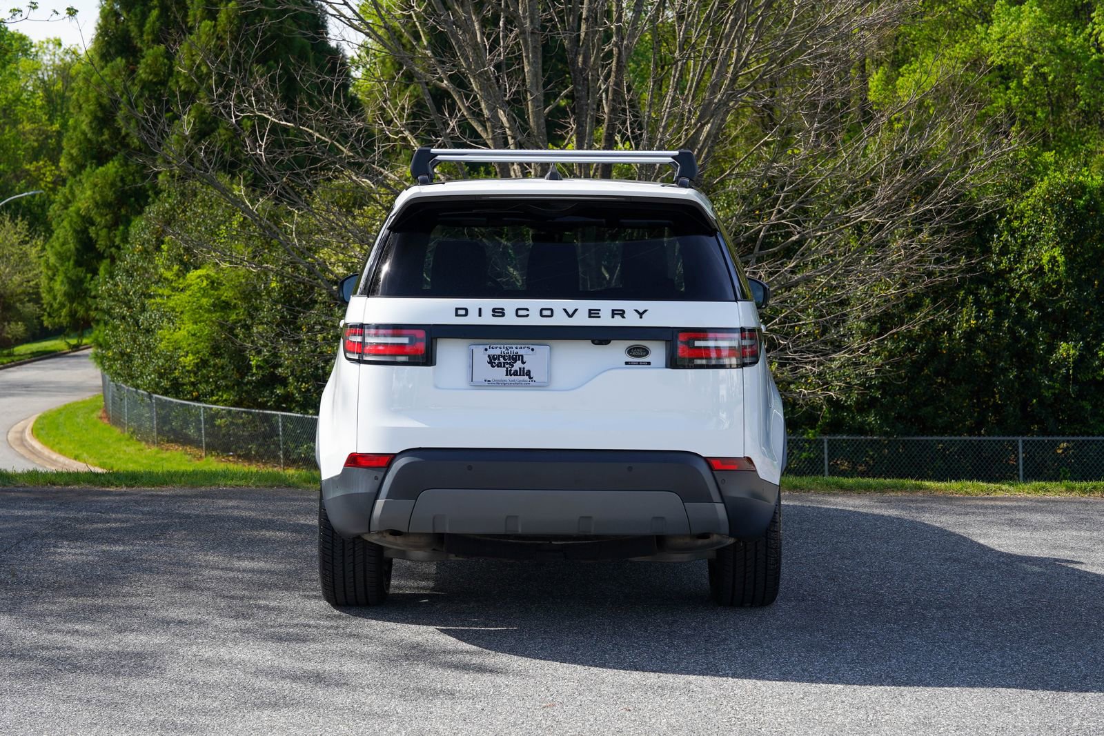 Used 2018 Land Rover Discovery HSE Luxury image 6