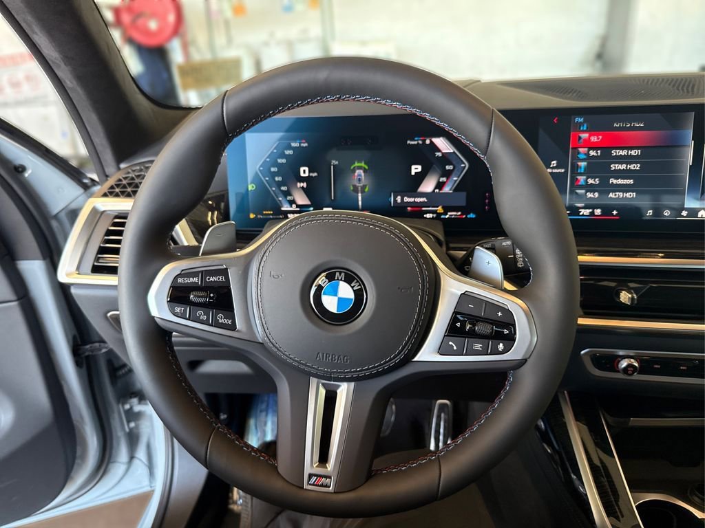 New 2026 BMW X7 M60i image 23