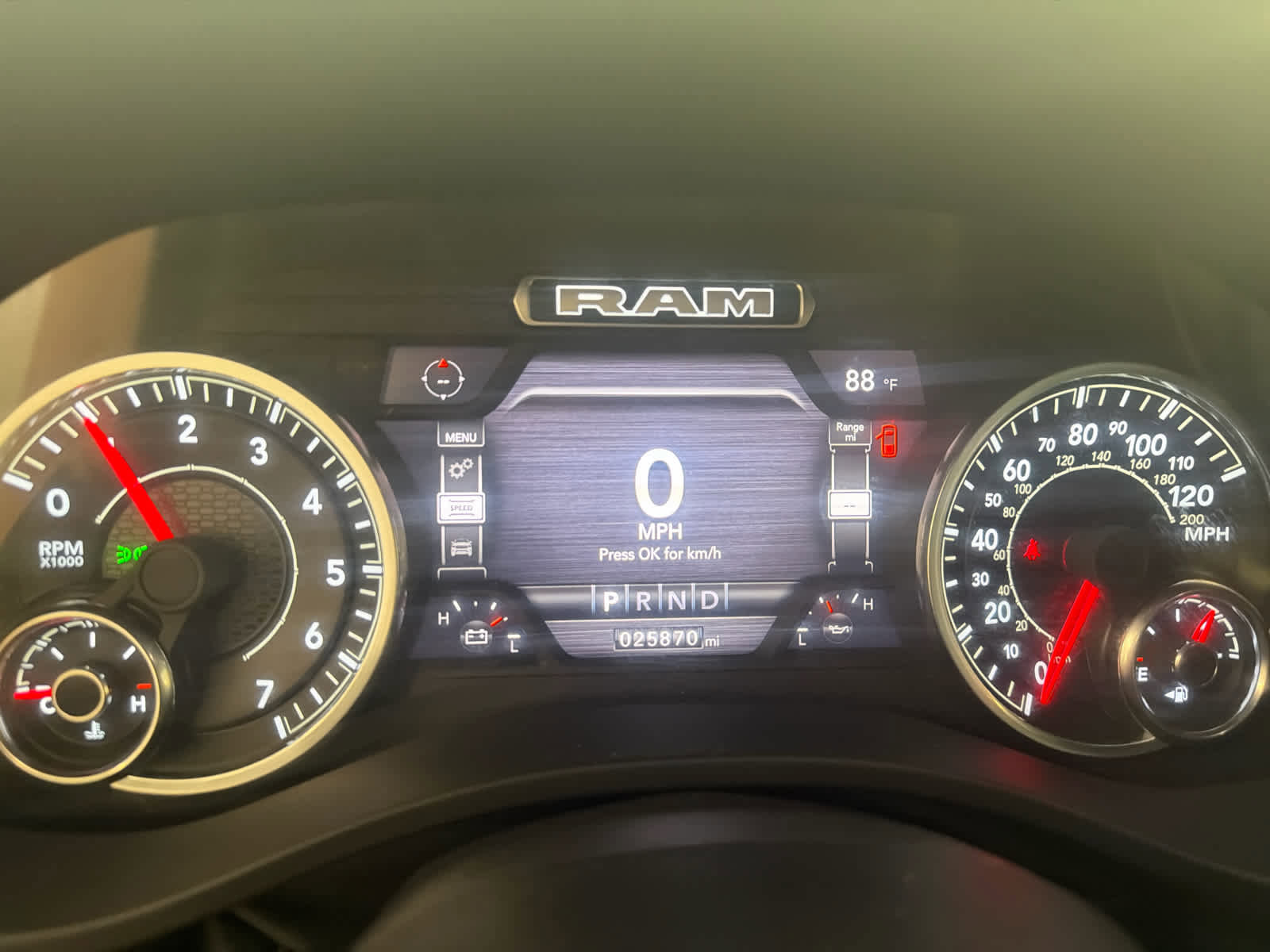 Used 2023 RAM 1500 Laramie AWD/4WD image 18