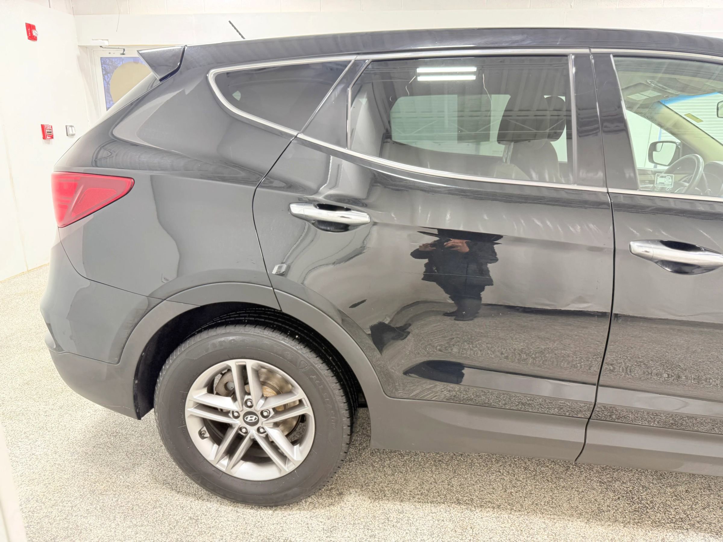 Used 2018 Hyundai Santa Fe Sport AWD/4WD image 9