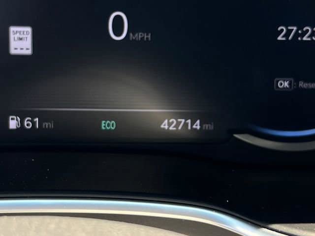 Used 2022 Genesis G80 2.5T w/ Prestige Package AWD/4WD image 26