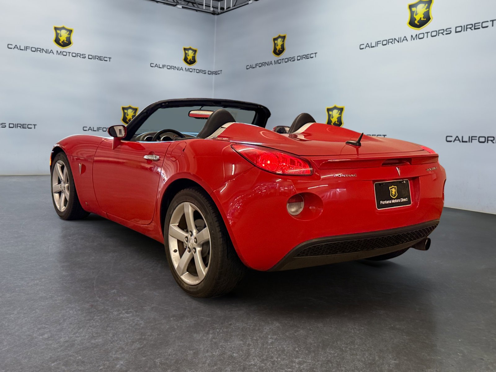 Used 2008 Pontiac Solstice Convertible w/ Premium Package image 3