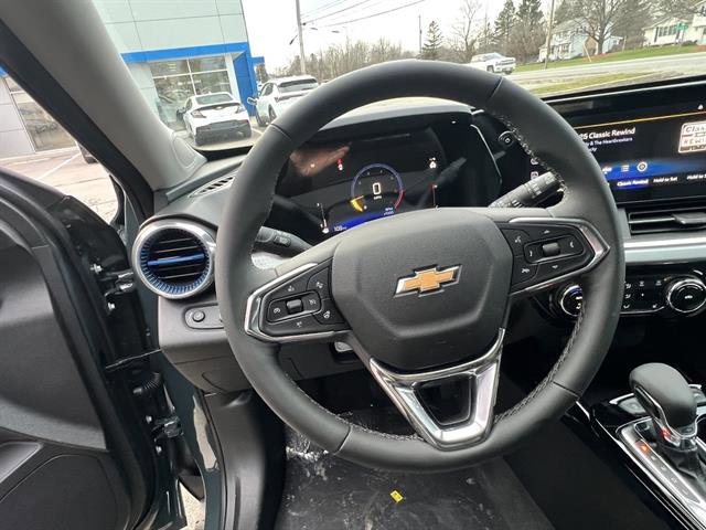 New 2026 Chevrolet Trax LT w/ Driver Confidence Package image 12