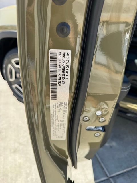 New 2026 Jeep Cherokee Laredo image 30