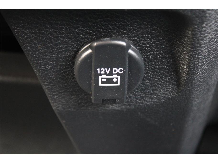 Used 2017 RAM 2500 Tradesman w/ Chrome Appearance Group image 26