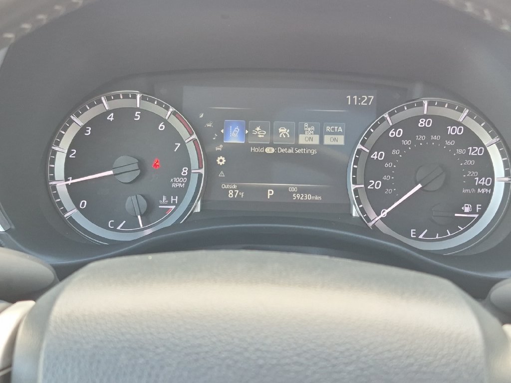 Used 2024 Toyota Highlander XLE AWD/4WD image 27