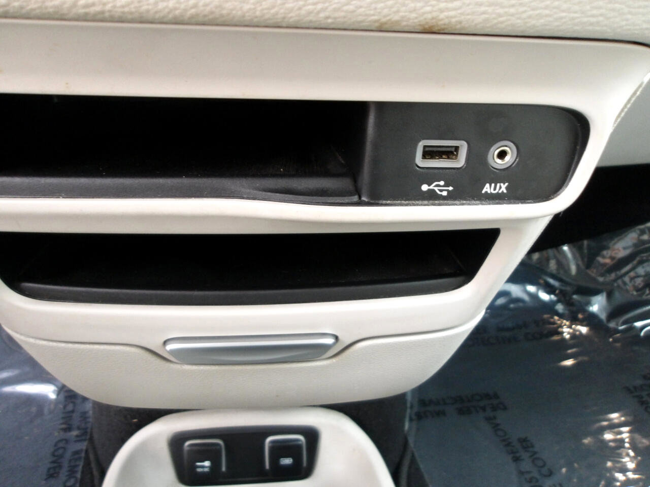 Used 2020 Chrysler Pacifica Limited image 25