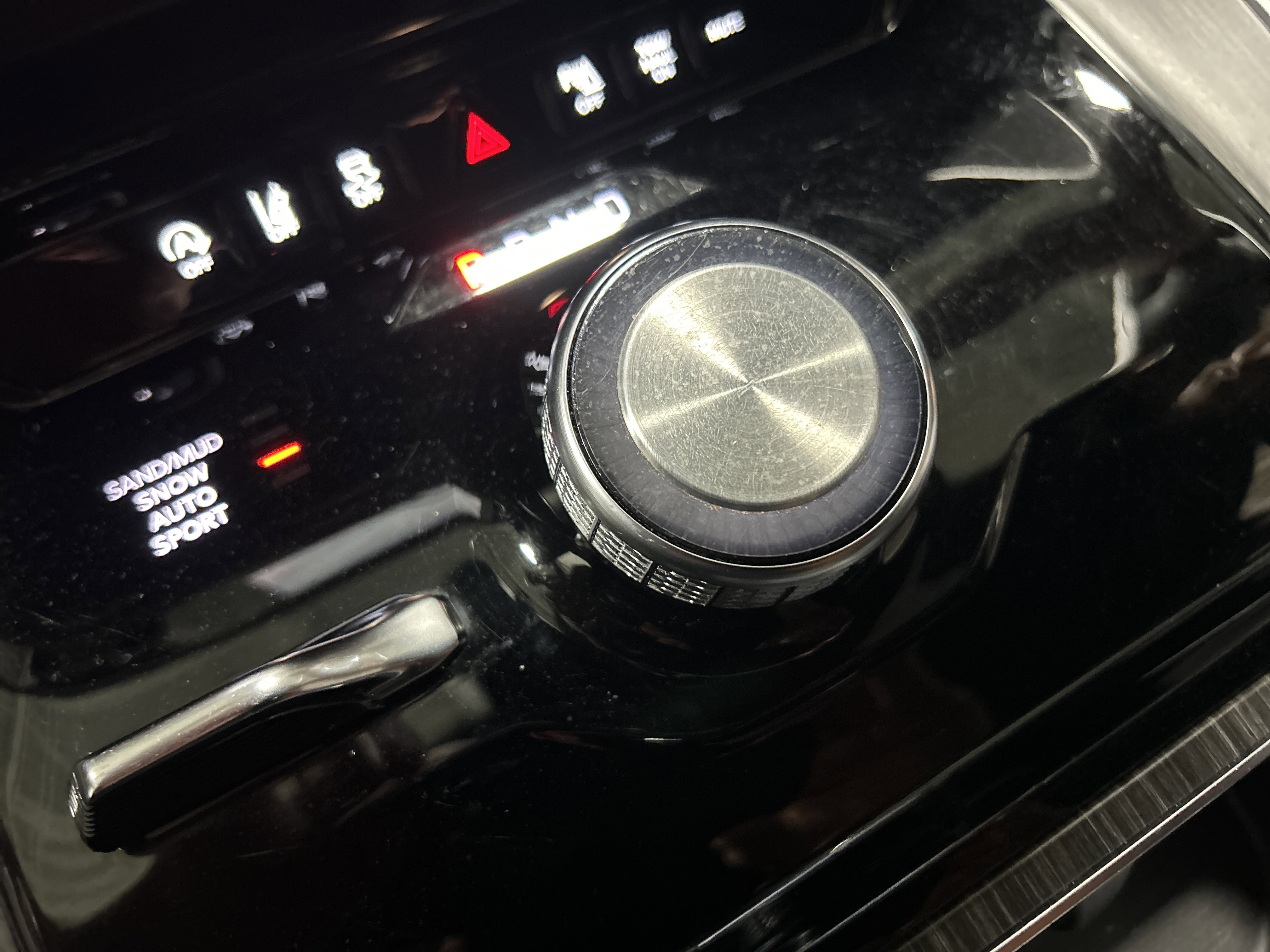 Used 2023 Jeep Wagoneer L Series II AWD/4WD image 24