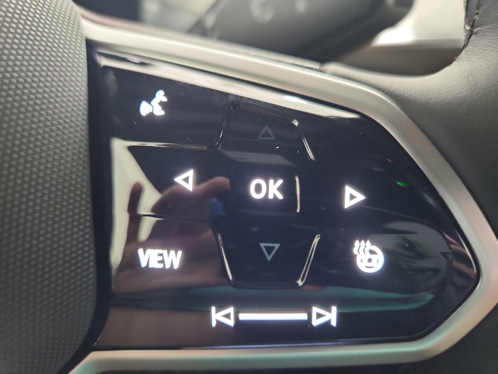 New 2025 Volkswagen ID. Buzz Pro S image 14