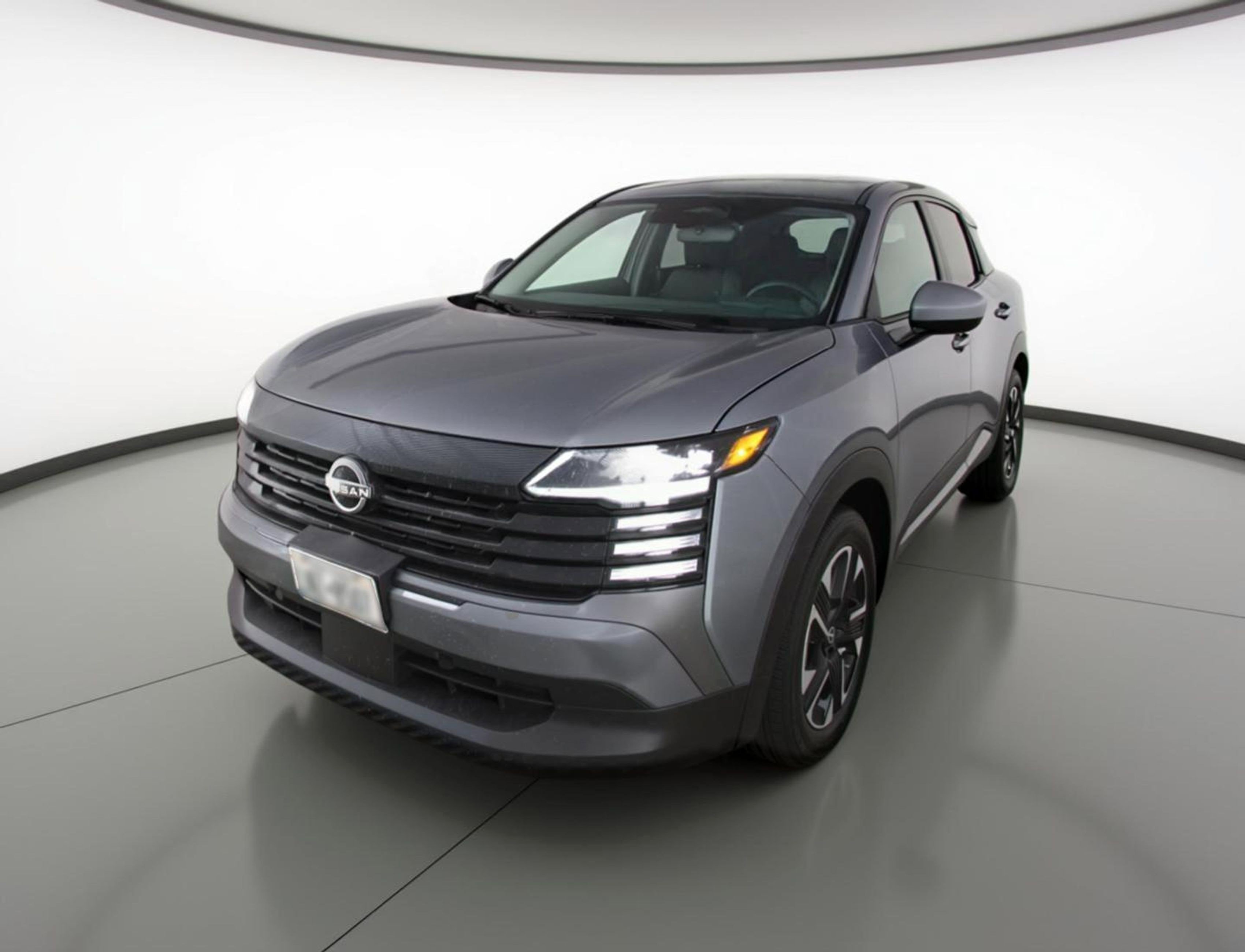 Used 2025 Nissan Kicks SV AWD/4WD image 3