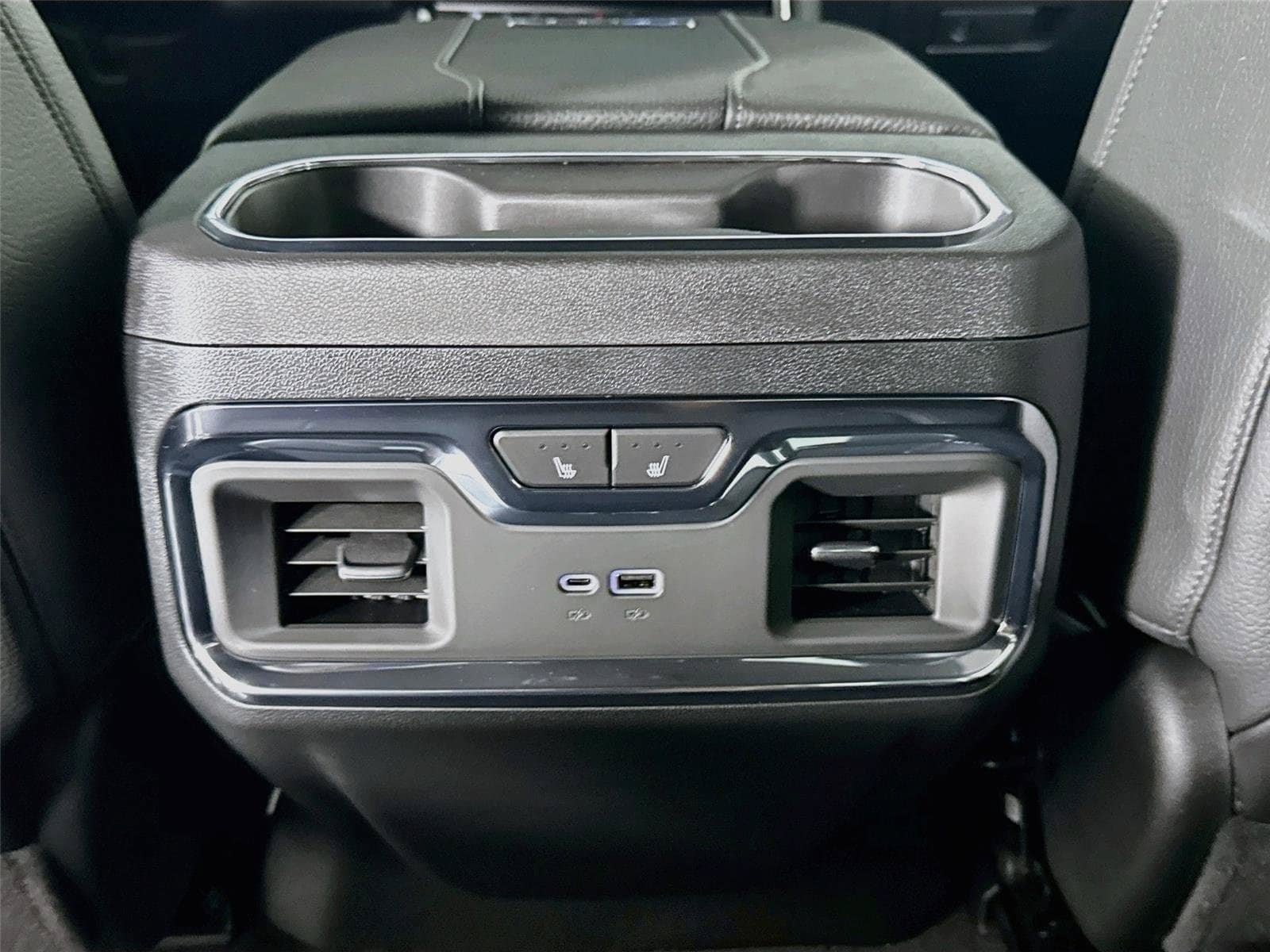 New 2026 GMC Sierra 3500 Denali w/ Denali Reserve Package AWD/4WD image 27