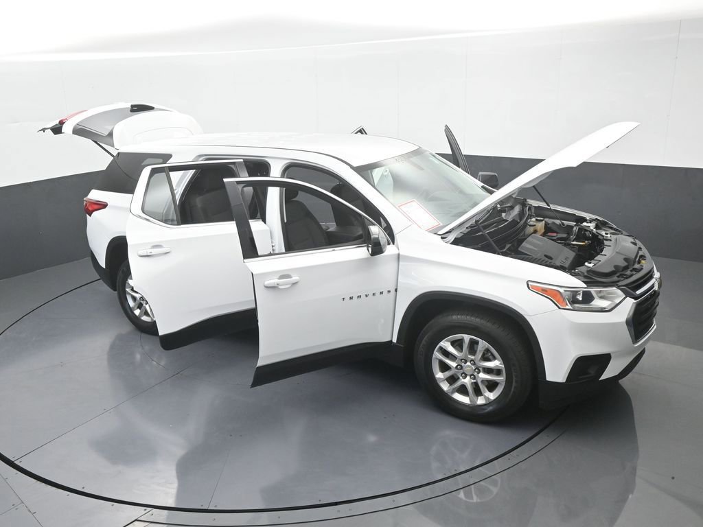 Used 2021 Chevrolet Traverse LS image 66