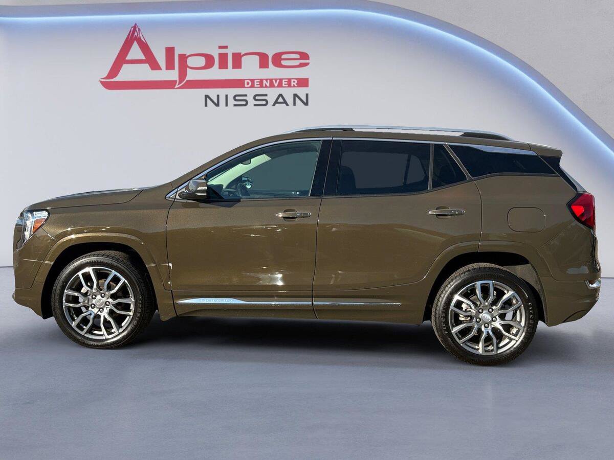 Used 2023 GMC Terrain Denali w/ LPO, Floor Liner Package AWD/4WD image 2