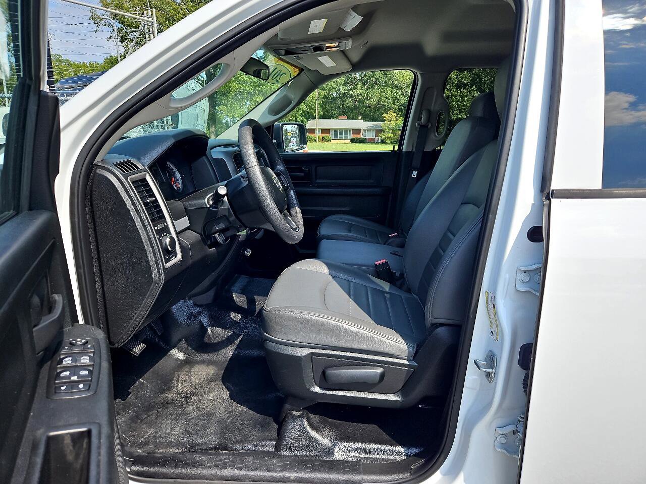 Used 2018 RAM 2500 Tradesman image 10