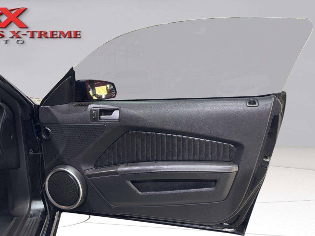 Used 2012 Ford Mustang Shelby GT500 w/ SVT Performance Pkg image 42