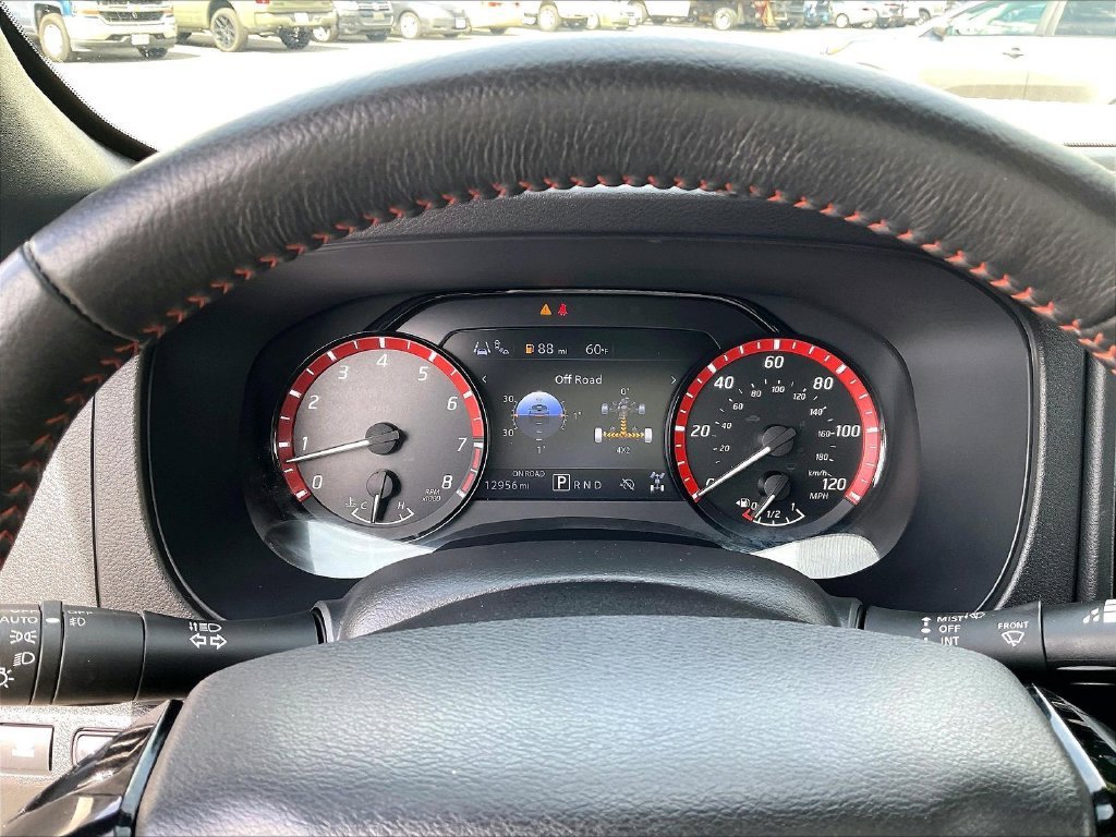 Used 2026 Nissan Frontier PRO-4X AWD/4WD image 15