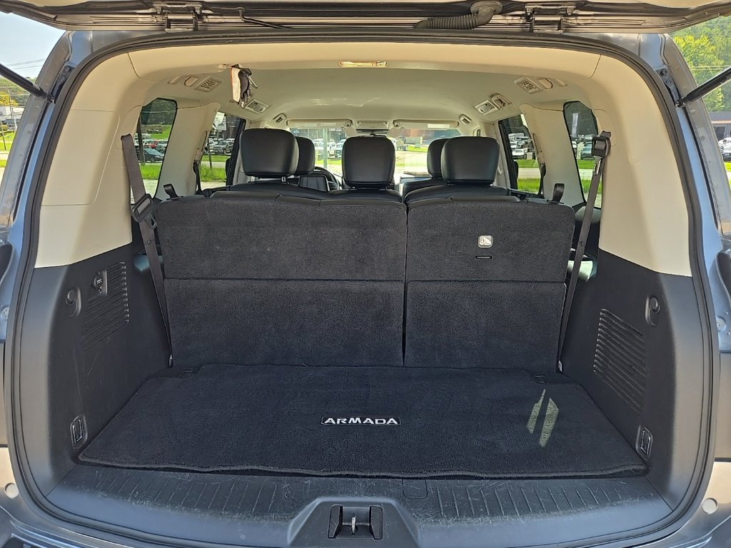 Used 2022 Nissan Armada SV RWD image 25