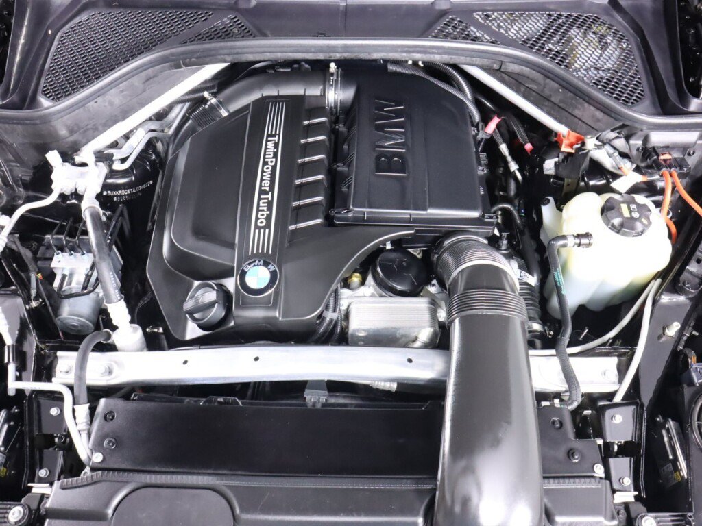 Used 2018 BMW X5 xDrive35i w/ M Sport Package AWD/4WD image 45