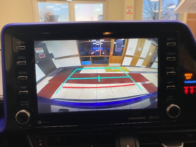 Used 2020 Toyota C-HR XLE image 31